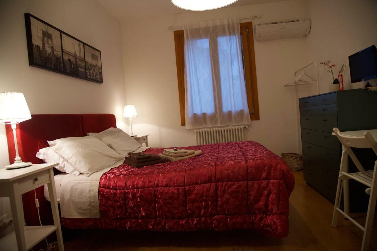 Appartamenti Portavenezia Padova Bagian luar foto