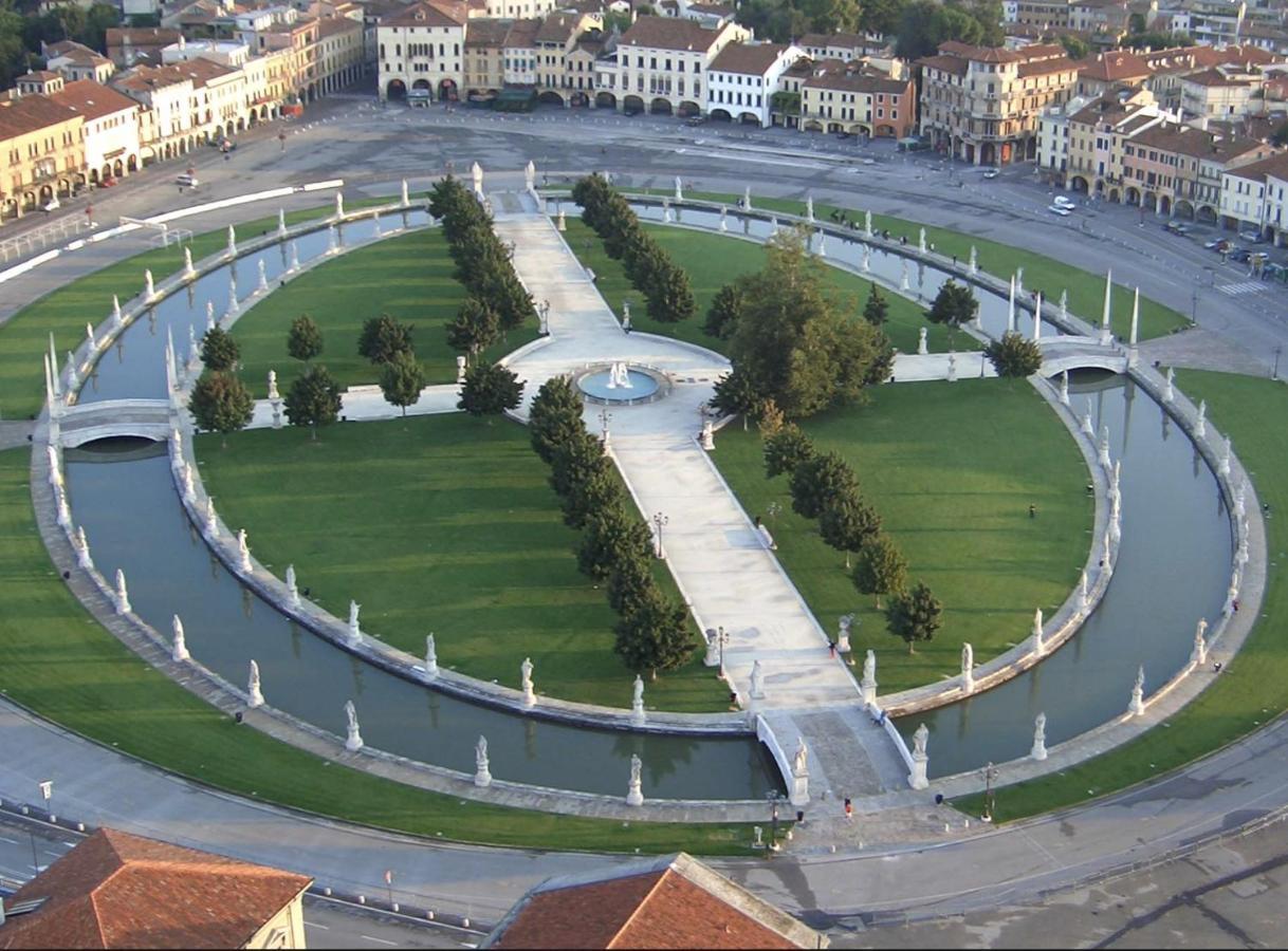 Appartamenti Portavenezia Padova Bagian luar foto